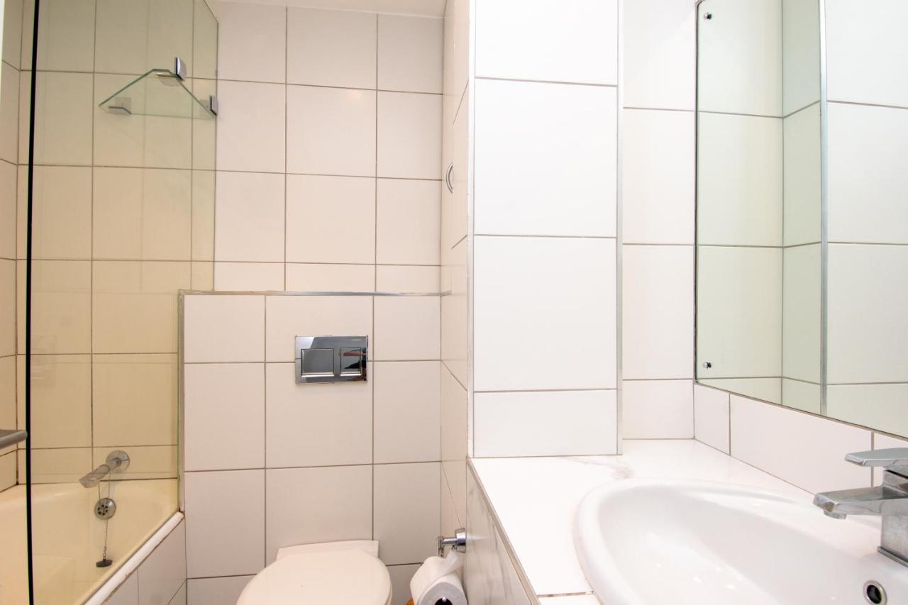1002 Bermudas - By Stay In Umhlanga เดอร์บัน ภายนอก รูปภาพ