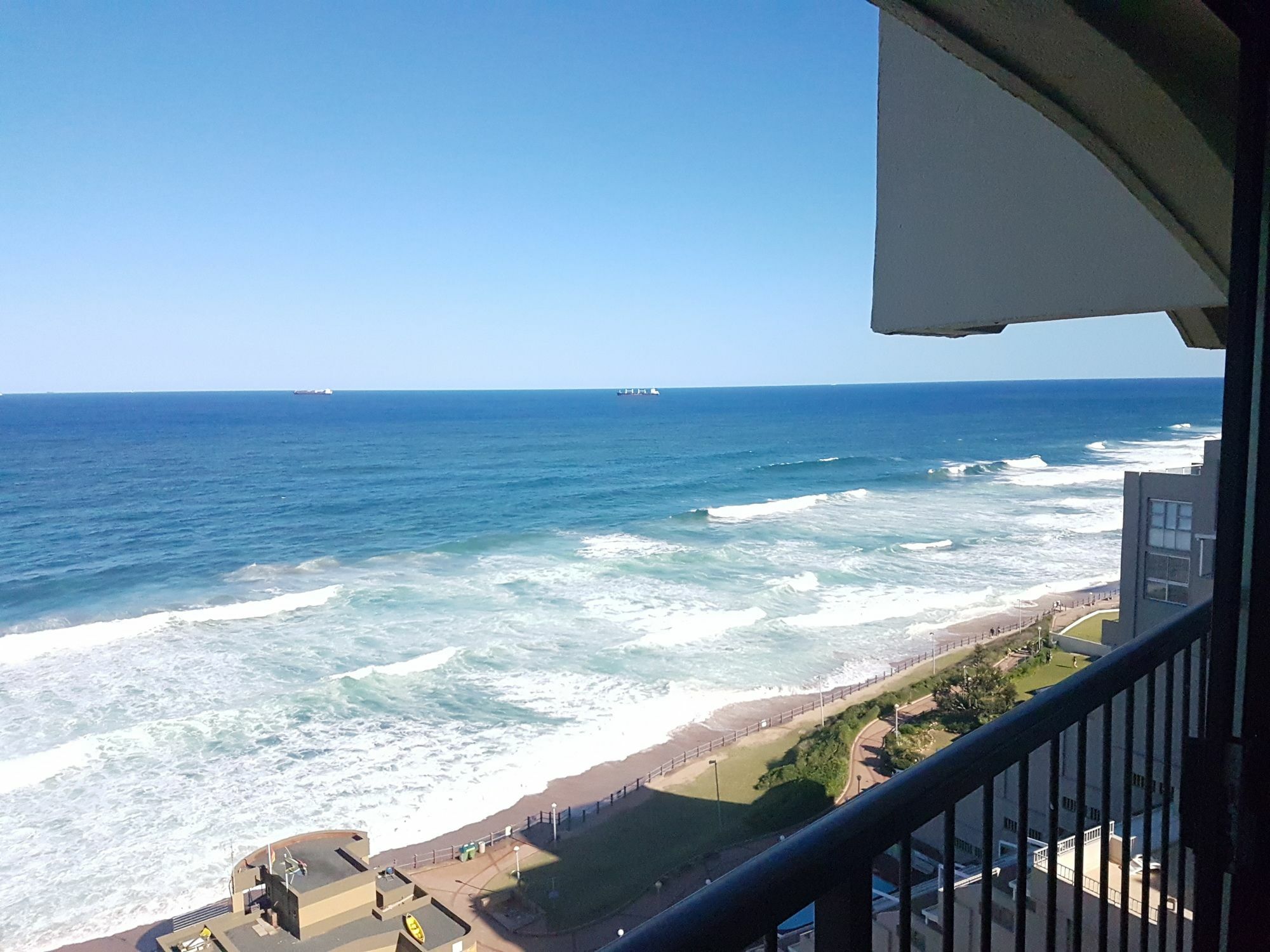 1002 Bermudas - By Stay In Umhlanga เดอร์บัน ภายนอก รูปภาพ